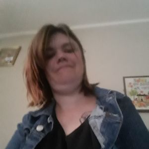 Meet your Posher, Carla